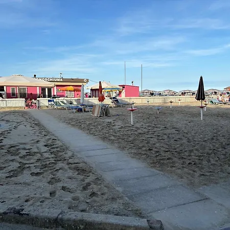 Cn018 - Cesenatico, Elegante Quadrilocale Fronte Mare Con Posto Auto Lejlighed *