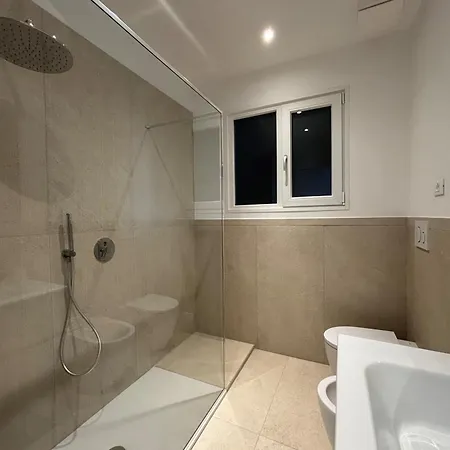 Appartamento Cn018 - Cesenatico, Elegante Quadrilocale Fronte Mare Con Posto Auto *