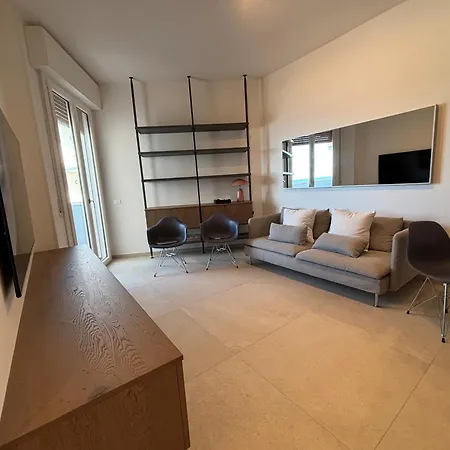 Appartamento Cn018 - Cesenatico, Elegante Quadrilocale Fronte Mare Con Posto Auto *