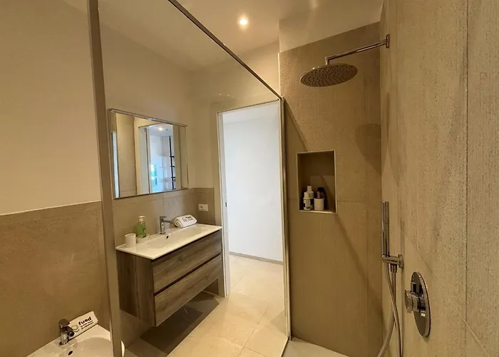 Apartamento Cn018 - Cesenatico, Elegante Quadrilocale Fronte Mare Con Posto Auto